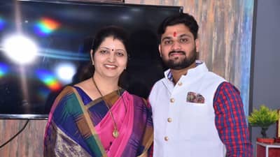 असं कसं न सांगता निघून गेलात... रक्षाबंधनाच्या दिवशी रुपाली चाकणकरांवर कोसळला दुःखाचा डोंगर