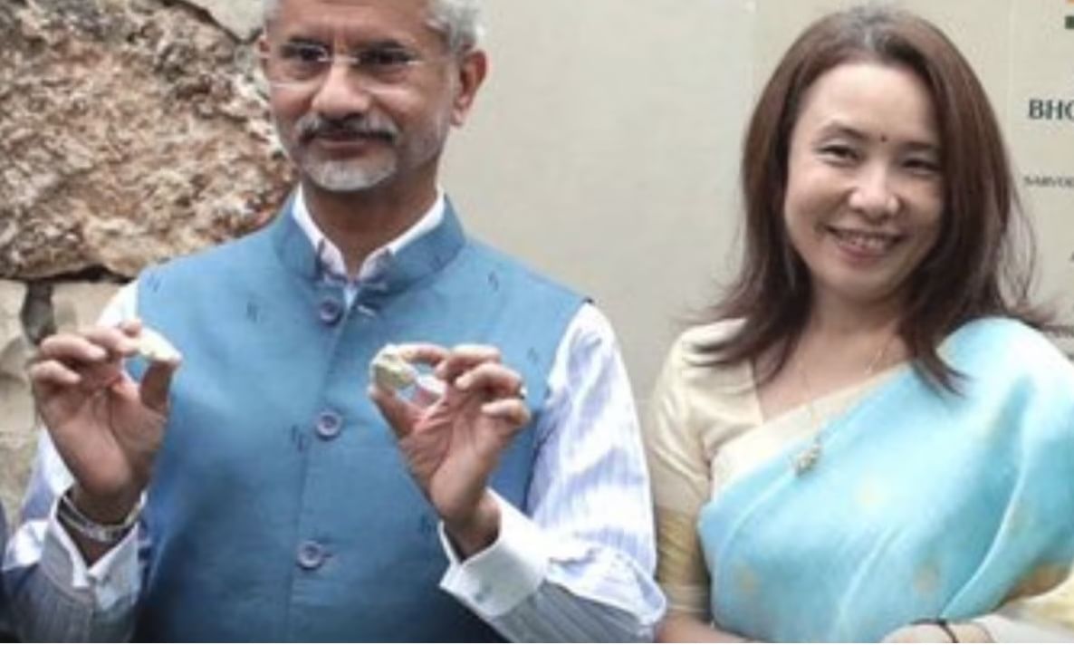 सध्याचे परराष्ट्र मंत्री आणि गुजरातचे राज्यसभा सदस्य एस.जयशंकर यांची पत्नी जपानी मूळ असलेल्या आहेत. क्योको यांची आणि जयशंकर यांची भेट आंतरराष्ट्रीय संबंधात काम करताना झाली. त्यांनी कौटुंबिक जीवन खूपच शांत आणि खाजगी आहे.