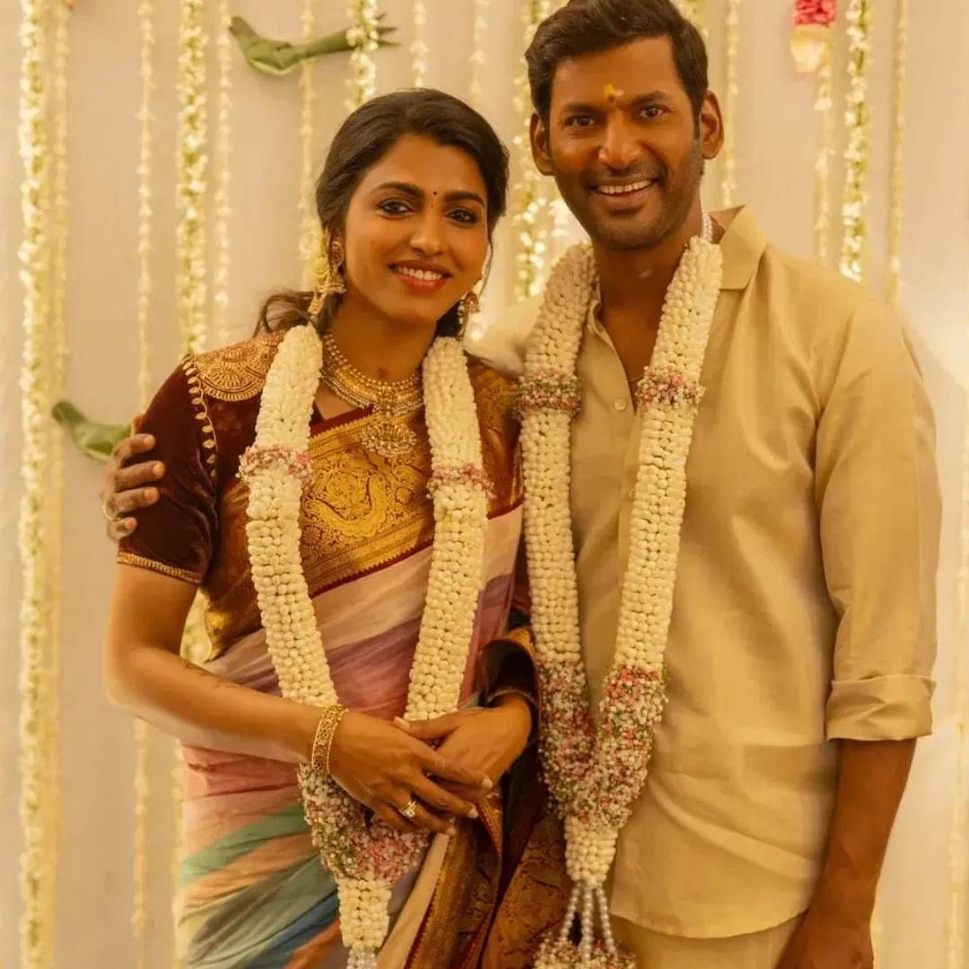 अभिनेत्याच्या आयुष्यातील या खास क्षणांमुळे त्याचे चाहते आनंदात आहेत. त्याच्या होणाऱ्या सहचारिणीच नाव साईं धनसिका आहे. 15 वर्षापूर्वीची त्यांची जुनी मैत्री आता प्रेमात बदलली आहे.