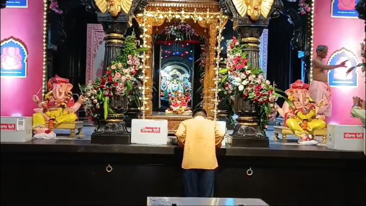 सर्वत्र गणेश चतुर्थीला गणपती बाप्पाचे आगमन होते. मात्र, सांगलीत गणेश चतुर्थीच्या दोन दिवस आधी, कोणालाही न कळवता, कोणत्याही प्रकारचा गाजावाजा किंवा मिरवणूक न काढता या गणेशाची स्थापना होते. त्यामुळेच याला 'चोर गणपती' असे म्हटले जाते.