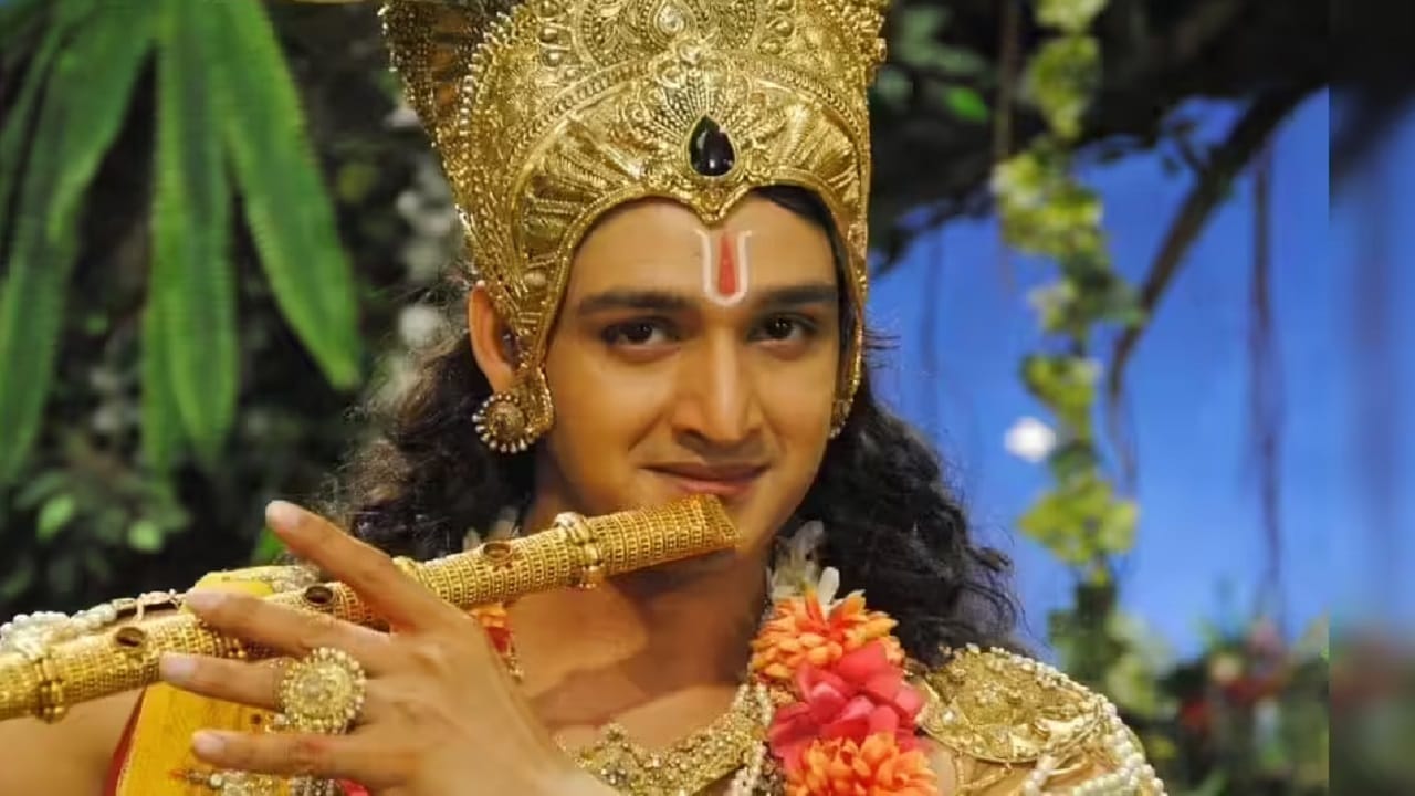 अभिनेता सौरभ राज जैन प्रसिद्ध आणि लोकप्रिय टीव्ही अभिनेता आहे. 'महाभारत' मालिकेत त्याने भगवान श्रीकृष्ण यांची भूमिका साकारली आणि सर्वांच्या मनावर राज्य केलं. आता सौरभ 'तू धडकन मैं दिल' सिनेमात राघव ही भुमिका साकारत आहे. 