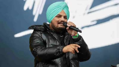 धक्कादायक! सिद्धू मूसेवालाच्या पुतळ्यावर गोळीबार, लॉरेन्स बिश्नोई गँगचा गंभीर इशारा