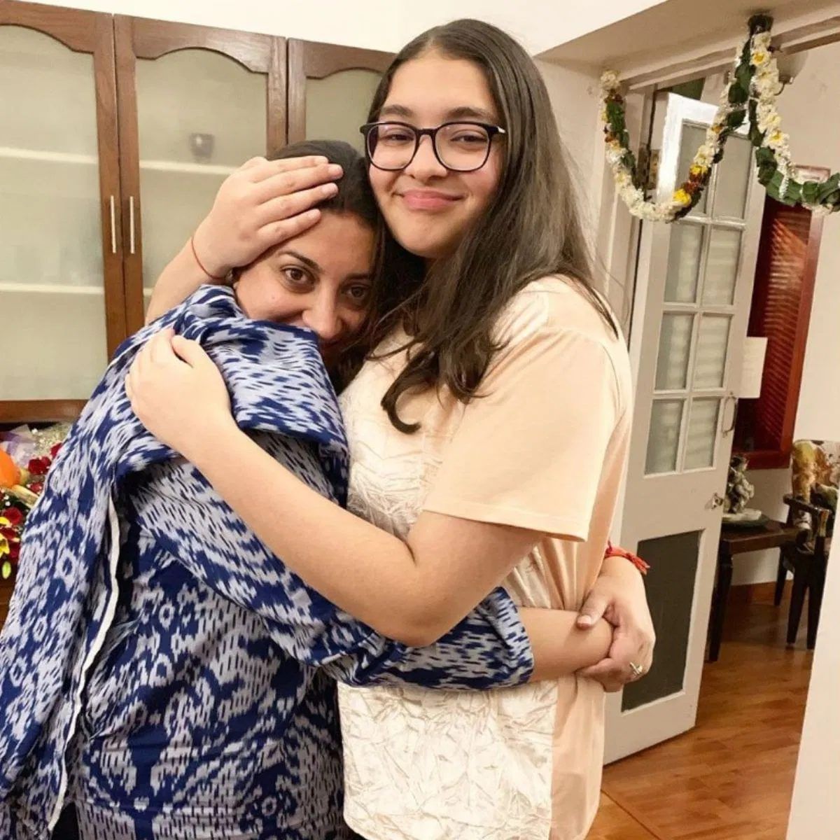 जोइशचे नाव लिम्का बुक ऑफ रेकॉर्ड्समध्येही नोंदवले गेले आहे. तिला स्वयंपाक करण्याची खूप आवड असून. तिने काही रेस्टॉरंटमध्ये शेफ म्हणूनही काम केले आहे.