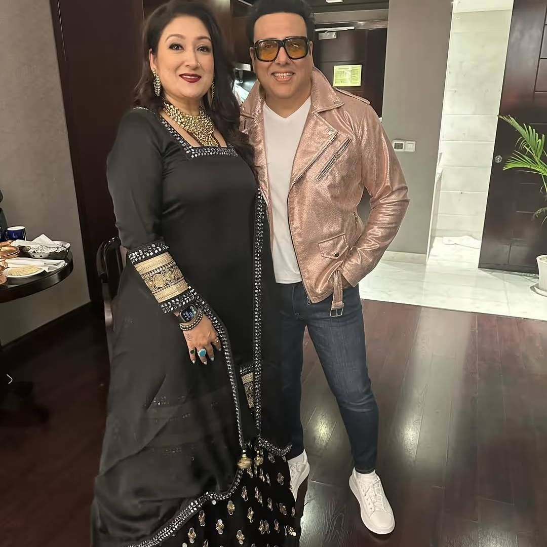 हिंदुस्थान टाइम्स सोबत बोलताना गोविंदा-सुनीताची मुलगी टीना आहुजाने आपल्या आई-वडिलांच्या नात्याच सत्य सांगितलं. 