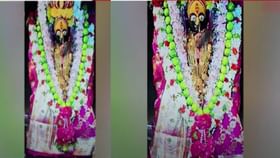 तुळभवानी मातेच्या अंगावर उंदीर, दर्शनादरम्यान भाविकाला दिसला उंदिरमामा तुळभवानी मातेच्या अंगावर उंदीर, दर्शनादरम्यान भाविकाला दिसला उंदिरमामा
