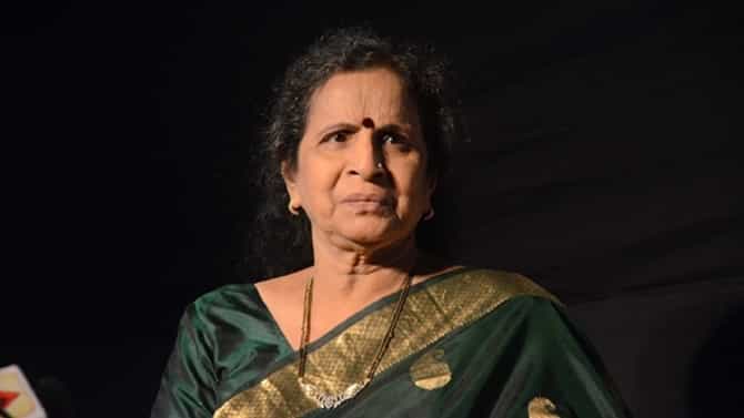 Usha Nadkarni: उषा नाडकर्णी शारीरिक हिंसेच्या ठरलेल्या बळी, म्हणाल्या, कुऱ्हाडीने मारलं आणि...