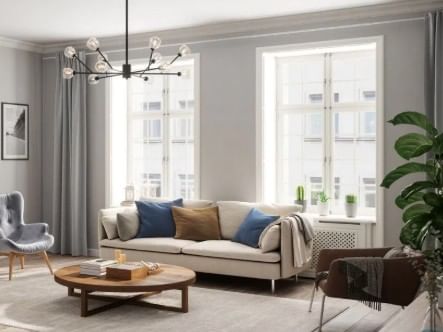 वास्तूशास्त्रात सांगितल्यानुसार ही पहिली वस्तू आरसा आहे. सकाळी उठून कधीच आरसा पाहू नये. सकाळी उठून तुम्हाला आरसा पाहण्याची सवय असेल तर तुम्ही वेळीच काळजी घेतली पाहिजे. कारण आरशात सकाळी उठून चेहरा पाहिल्यास नकारात्मकता वाढते. तसेच संपूर्ण दिनचर्येवरही त्याचा परिणाम पडतो. 