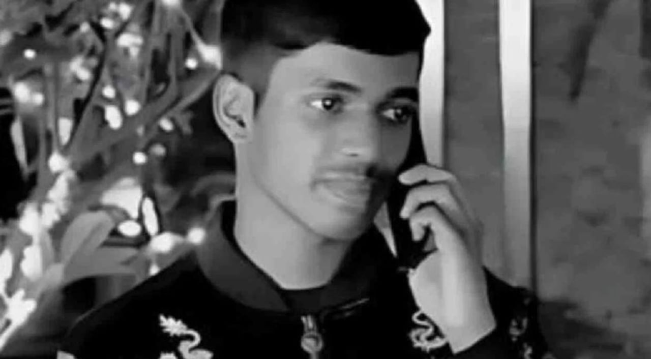 आयुष कोमकर हत्या प्रकरणामुळे संपूर्ण महाराष्ट्र हादरला आहे. टोळी युद्ध आणि सूड भावनेतून आयुषची हत्या करण्यात आल्याचं म्हटलं जात आहे. या प्रकरणात एकूण 13 आरोपी आहेत.  