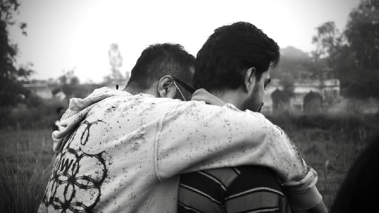 मला माहीत नव्हतं की तो ठाकरे.. ; बाळासाहेबांचा नातू बॉलिवूडमध्ये, अनुराग कश्यपने ठेवली 'ही' अट मला माहीत नव्हतं की तो ठाकरे.. ; बाळासाहेबांचा नातू बॉलिवूडमध्ये, अनुराग कश्यपने ठेवली 'ही' अट