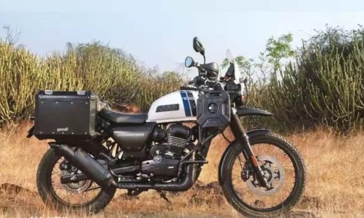 ॲडव्हेंचर बाईक घ्यायची आहे? 2 लाखांपेक्षा स्वस्त असणाऱ्या या दमदार बाइक्सचा एकदा बघाच