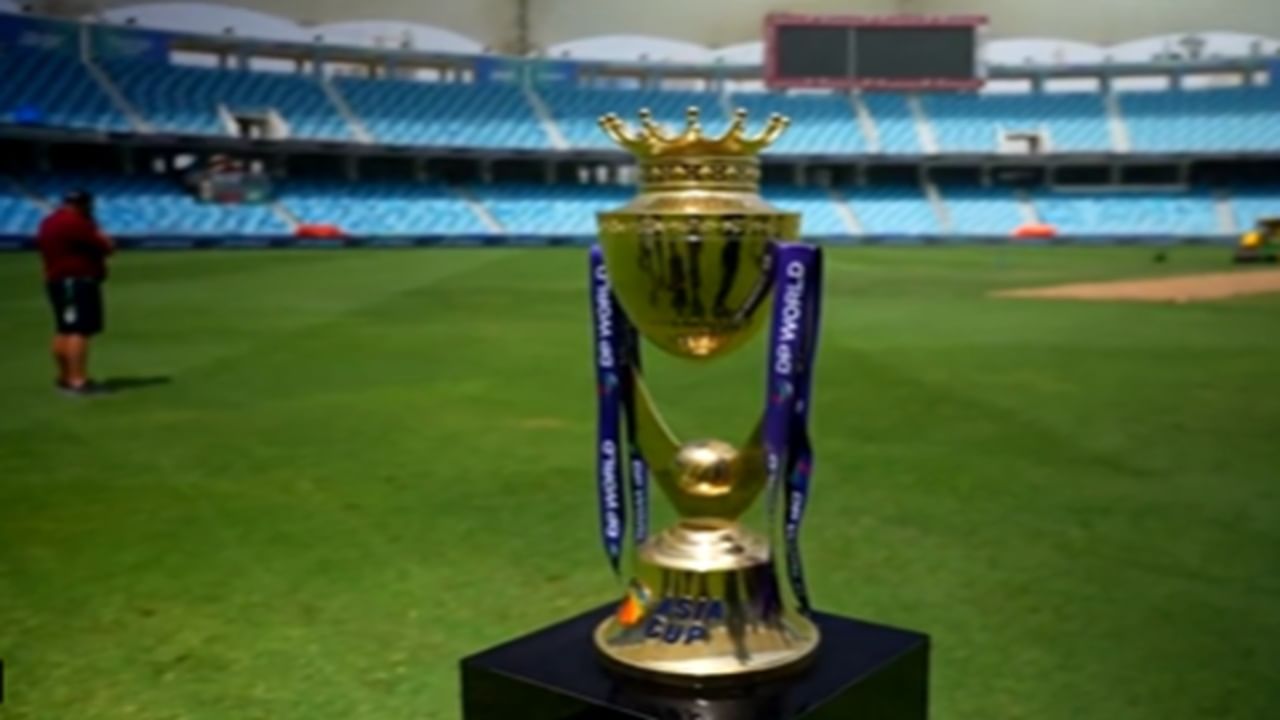 Asia Cup 2025 : आशिया कप स्पर्धेतून बाबरचा संघ बाहेर, तिसऱ्याच दिवशी पत्ता कट Asia Cup 2025 : आशिया कप स्पर्धेतून बाबरचा संघ बाहेर, तिसऱ्याच दिवशी पत्ता कट