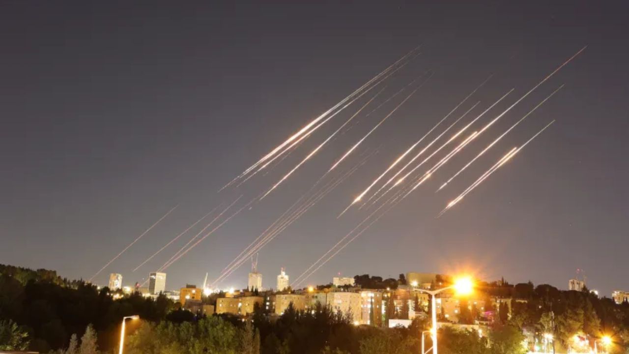 मोठी बातमी! जगाची झोप उडवणाऱ्या इस्रायलवर ड्रोन हल्ला, कुणी केलं हे धाडस?