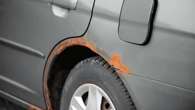 कारचे पार्ट्स गंजण्यापासून कसे रोखायचे? ट्रिक्स जाणून घ्या