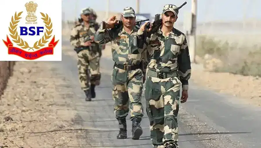 बॉर्डर सिक्योरिटी फोर्स (बीएसएफ) मध्ये नोकरी मिळवून देशसेवेचे स्वप्न पाहणाऱ्या तरुणांसाठी मोठी बातमी आहे. बीएसएफमध्ये हेड कॉन्स्टेबल रेडिओ ऑपरेटर आणि हेड कॉन्स्टेबल रेडिओ मेकॅनिक या पदांसाठी भरती सुरू झाली आहे.