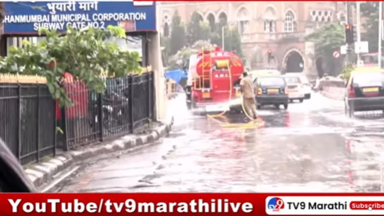 सीएसएमटी स्थानक परिसर मोकळा! साफसफाई सुरू