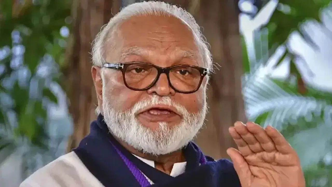 'मराठा आणि कुणबी वेगळे, असं आरक्षण देताच येत नाही'; मराठा आरक्षणावर काय म्हणाले छगन भुजबळ? 'मराठा आणि कुणबी वेगळे, असं आरक्षण देताच येत नाही'; मराठा आरक्षणावर काय म्हणाले छगन भुजबळ?