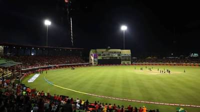 टी20 लीग स्पर्धेदरम्यान धक्कादायक प्रकार, बंदुकीचा धाक दाखवून क्रिकेटपटूंना लुटलं