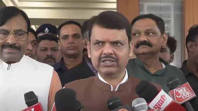 मराठवाड्यात पावसाचा कहर, मुख्यमंत्र्यांनी दिले जिल्हाधिकाऱ्यांना मोठे आदेश, उद्याचा दिवस..