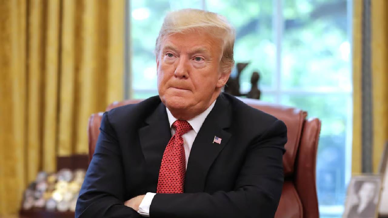 जग हादरलं! भारताच्या या वस्तूंवर 200 टक्के टॅरिफ लावण्याचा तयारीत डोनाल्ड ट्रम्प, धक्कादायक माहिती पुढे...