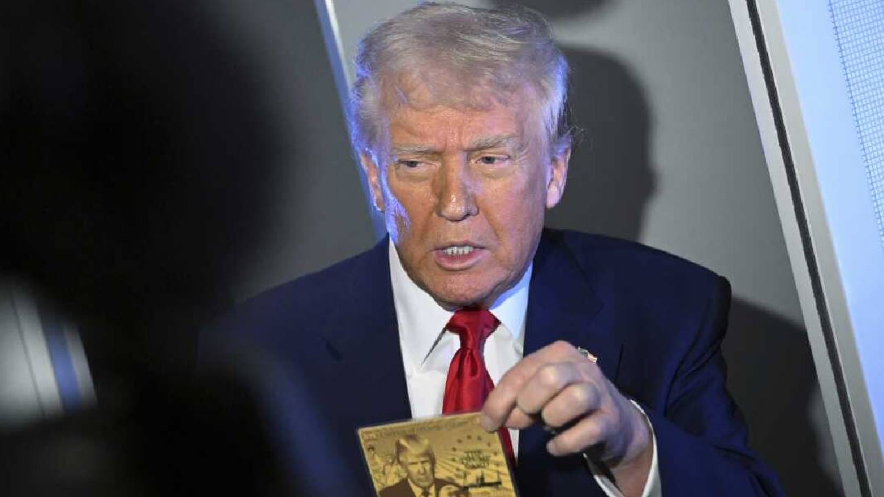 डोनाल्ड ट्रम्प सरकारचा व्हिसाबद्दल अत्यंत धक्कादायक निर्णय, ...तर अमेरिकेत प्रवेश मिळणार नाही