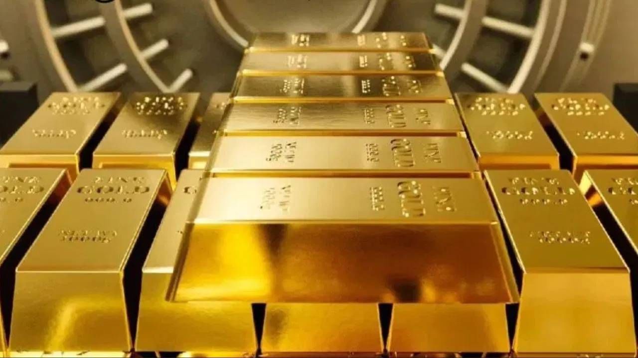   मध्यवर्ती बँकांच्या परकीय चलन साठ्यात त्याचा वाटा 20 टक्के आहे. युरोला मागे टाकले आहे. 1996  नंतर पहिल्यांदाच, सोन्याने अमेरिकन ट्रेझरीजलाही मागे टाकले आहे. हा बदल केवळ देखावाचा विषय नाही.