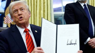 आंतरराष्ट्रीय बाजारपेठेतून मोठी बातमी, टॅरिफच्या जाचातून सुटका, डोनाल्ड ट्रम्प पडले तोंडावर, फक्त 15 टक्केच...