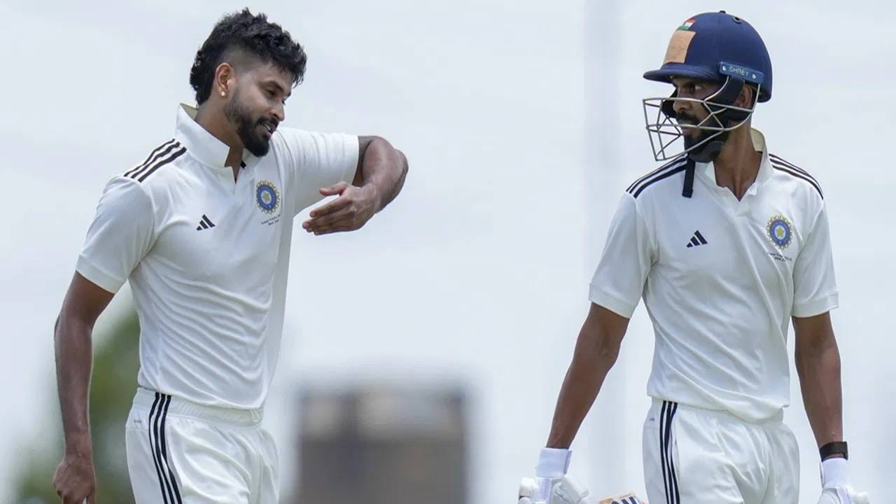 Duleep Trophy 2025 : टीम इंडियातून ज्याला बाहेर बसवलं, त्यानेच ठोकलं शतक, श्रेयस अय्यरसोबत झालं वाईट