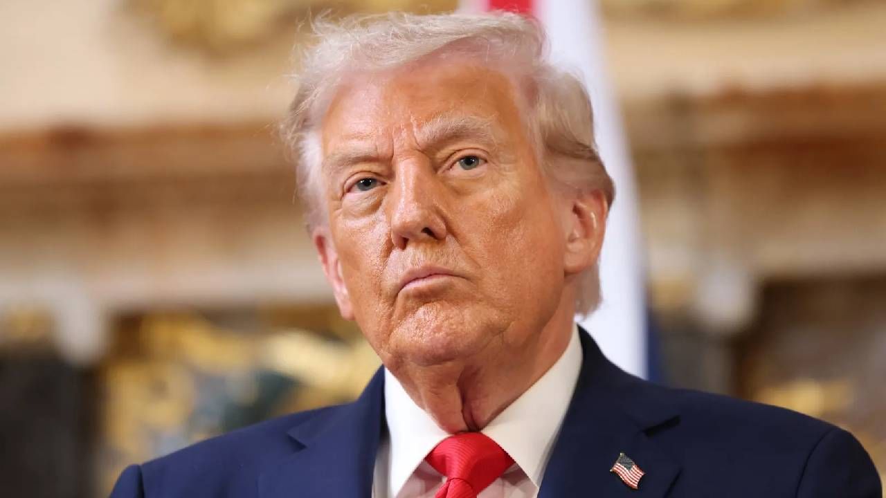 जग हादरलं! अमेरिकेचा H-1B व्हिसाचा निर्णय फसला, चीनने टाकला मोठा डाव, आता थेट.. जग हादरलं! अमेरिकेचा H-1B व्हिसाचा निर्णय फसला, चीनने टाकला मोठा डाव, आता थेट..