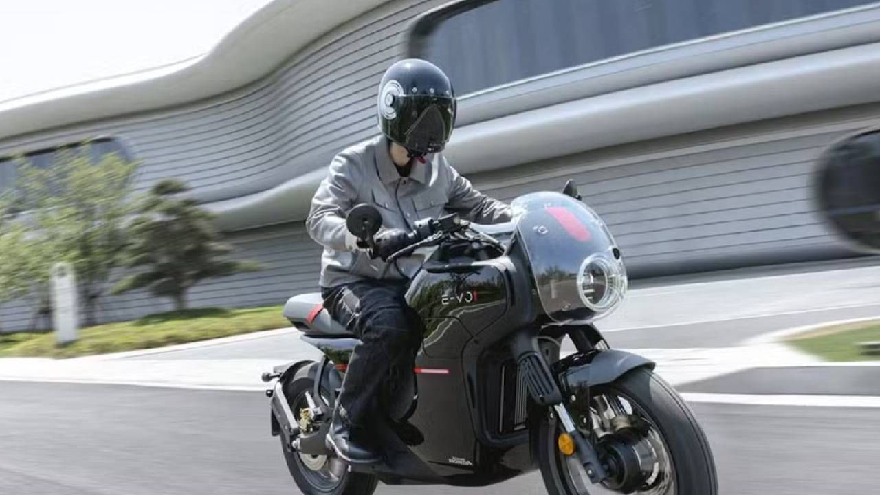 Honda ची पहिली इलेक्ट्रिक बाईक, 600cc सह 130 किमीची रेज, जाणून घ्या