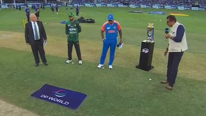 India vs Pakistan Toss Result : पाकिस्तानने टॉस जिंकला, टीम इंडिया विरुद्ध बॅटिंगचा निर्णय, चौघांना डच्चू, Playing 11 मध्ये कोण?