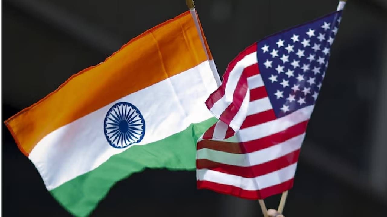 H1B Visa News : ट्रम्पच्या निर्णयामुळे अमेरिकेलाच बसणार फटका, H1B व्हिसाचा निर्णय दुधारी तलवार  ?