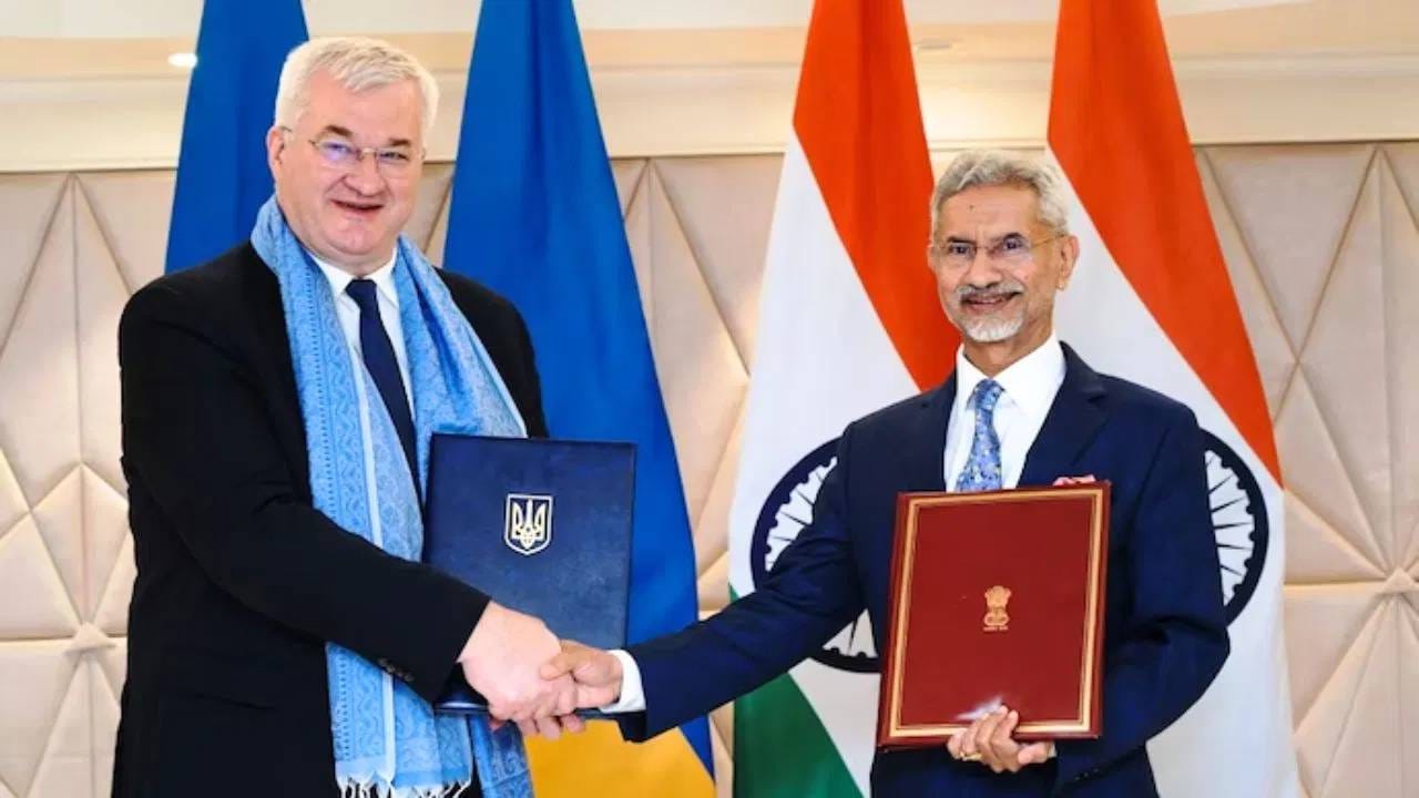 India-Ukraine Talk : भारताबद्दल असं बोलून युक्रेननेच डोनाल्ड ट्रम्प यांना पाडलं तोंडावर