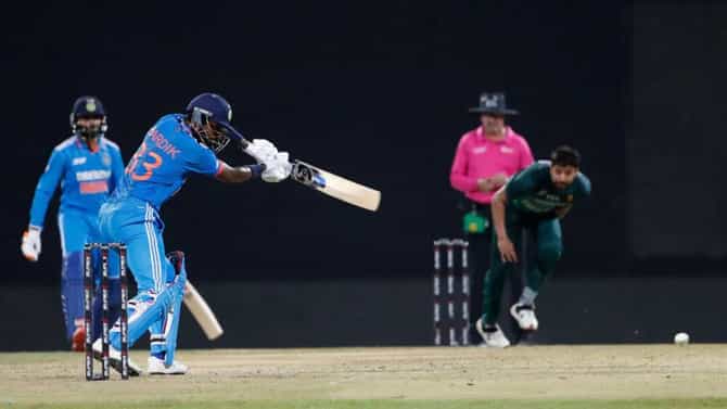 Asia Cup 2025 : भारत पाकिस्तान सामन्यासाठी पंचांची नियुक्ती, एक नाव वाचून भरली धडकी