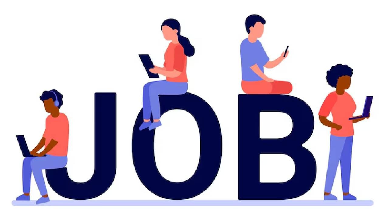 सामान्य, ओबीसी आणि ईडब्ल्यूएस वर्गातील उमेदवारांना अर्ज शुल्क म्हणून 100 रुपये जमा करावे लागतील. तर SC, ST, PH आणि महिला उमेदवारांना कोणतेही शुल्क द्यावे लागणार नाही. अर्ज शुल्काचा भरणा केवळ ऑनलाइन पद्धतीने डेबिट कार्ड, क्रेडिट कार्ड किंवा इंटरनेट बँकिंगद्वारे करता येईल.