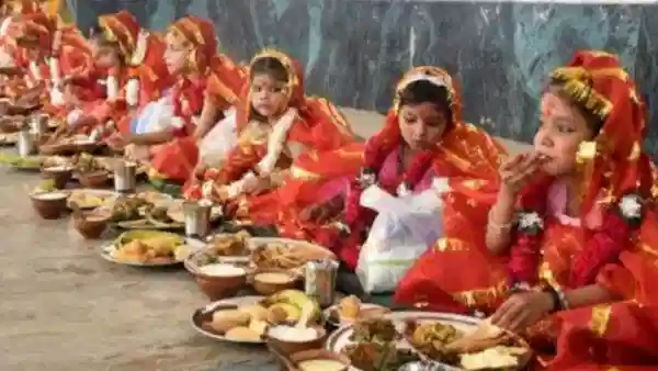अष्टमीला कन्या पूजन केल्याने मिळेल देवीचा आशीर्वाद, जाणून घ्या महत्त्व आणि शुभ मुहूर्त