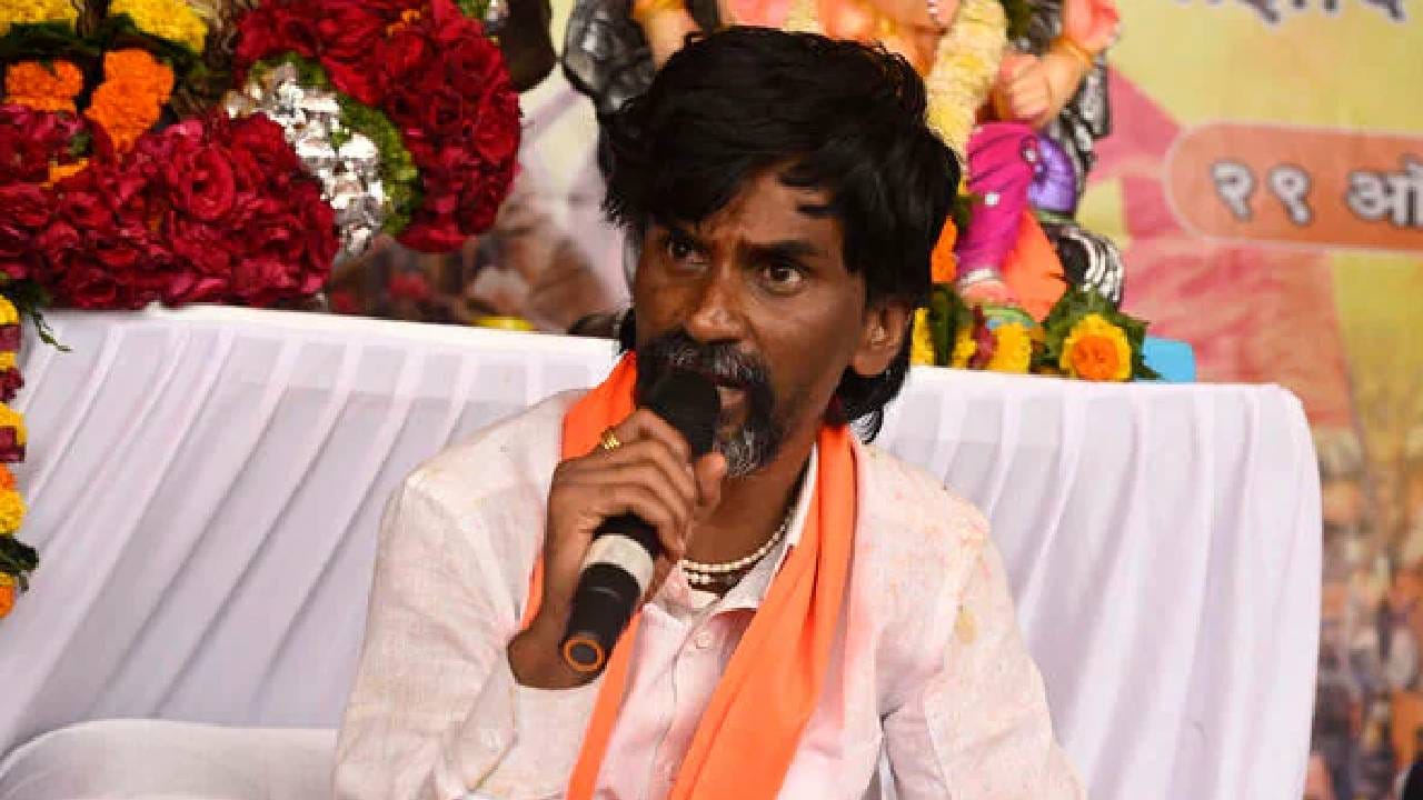 आझाद मैदानात हायव्होल्टेज ड्रामा, पोलिसांच्या नोटीशीवर मनोज जरांगेंनी घेतली ठाम भूमिका, आता संघर्ष शिगेला