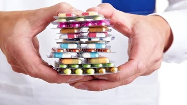 US Tariff On Pharma : भारतातून अमेरिकेला कुठली औषधं निर्यात होतात? किती देशांना भारताकडून औषध पुरवठा होतो?