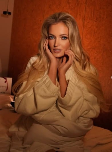 मिळालेल्या माहितीनुसार मेल्ड्रा ही वयाच्या  11 व्या वर्षापासून मॉडेलिंग करते. तिने आतापर्यंत अनेक सौंदर्यस्पर्धा जिंकलेल्या आहे. त्यामुळे बिग बॉसच्या घरात ती नेमकी काय जादू करणार याकडे सर्वांचेच लक्ष लागले आहे. 