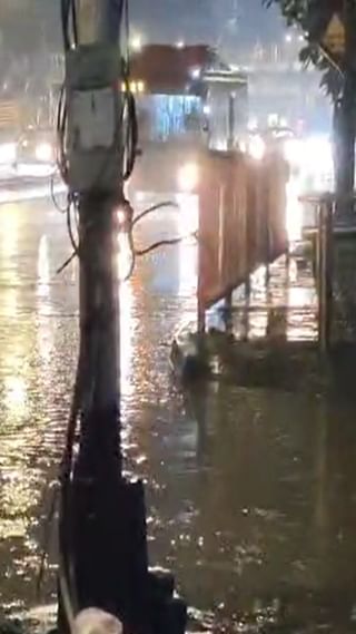 Mumbai Rain : मुंबईत पावसाला सुरुवात, रविवारी रेड अलर्ट