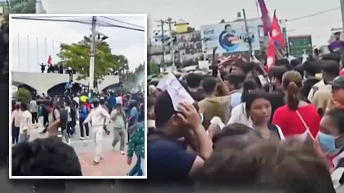 Nepal Protest : भारताचा मित्र नेपाळ मोठ्या संकटात, तरुण मुलं थेट संसदेत घुसली, काय घडतय तिथे, वाचा