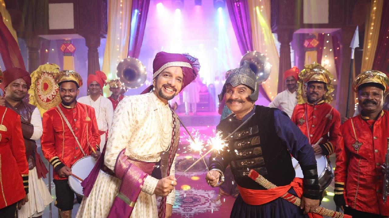 सणांची मजा तेव्हा द्विगुणीत होते जेव्हा संपूर्ण परिवार एकत्र येतो. गणेशोत्सव जल्लोषात साजरा केल्यानंतर आता स्टार प्रवाह परिवार ढिंचॅक दिवाळी साजरी करण्यासाठी सज्ज झालाय. 
