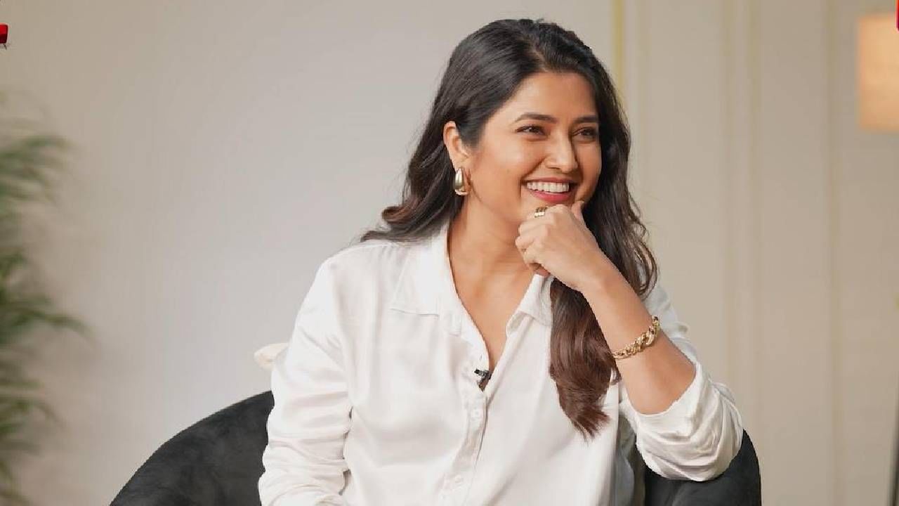 प्राजक्ताने नुकताच 'MHJ Unplugged'मध्ये संवाद साधला. त्यावेळी तिने अनेक विषयांवर आपले मत मांडले. दरम्यान, तिने तिच्या पहिल्या TV शो विषयी सांगितले.