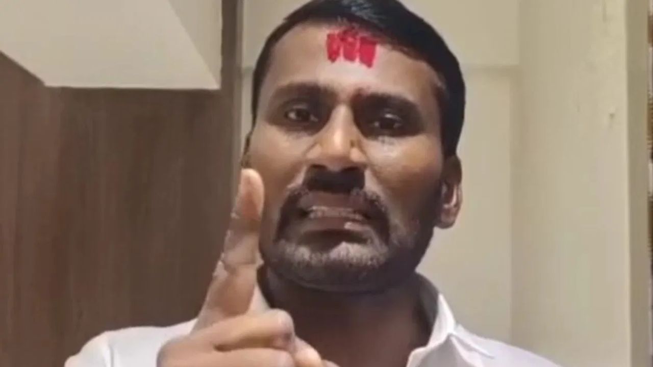 ...तर स्क्रीन फोडणार, भारत -पाकिस्तान सामन्यावरून शिवसेना ठाकरे गट आक्रमक, नेत्यानं दिला थेट इशारा