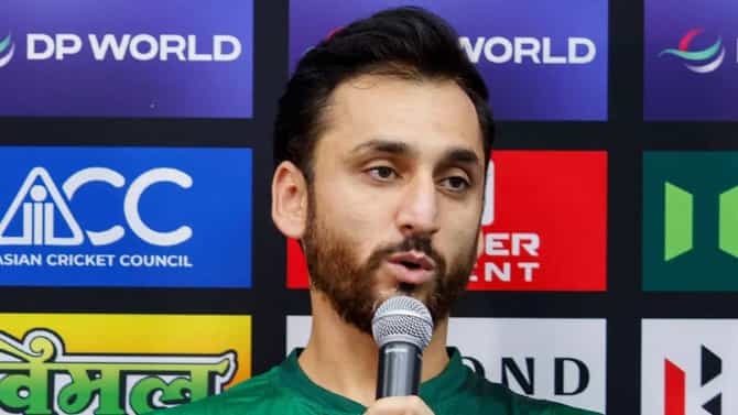 Asia Cup : पाकिस्तान कर्णधार सलमान आघाने बाबर-रिझवानची लाज काढली, असा मांडला हिशेब की बोलती बंद