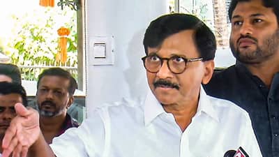 Sanjay Raut : ग्रहण काळात लालबागच्या राजाचं विसर्जन, या प्रश्नावर संजय राऊत म्हणाले की...
