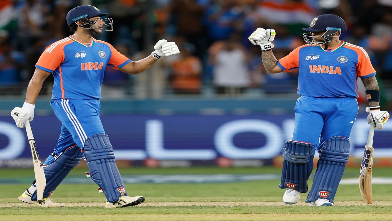 India vs Pakistan Updates And Score Asia Cup : टीम इंडियाचा दणदणीत विजय, पाकिस्तानवर दुबईत 7 विकेट्सने मात, कुलदीप यादव POTM