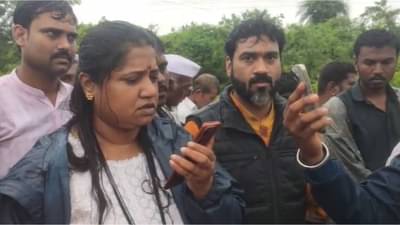 जिल्हाधिकाऱ्याने थेट शिवसेनेच्या महिला नेत्याला झापलं; ही राजकारण करण्याची...