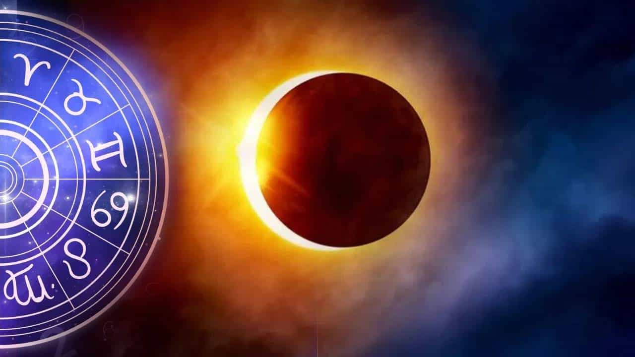 वर्ष 2025 मधील सप्टेंबर महिन्यात 21 तारखेला एक मोठी खगोलीय घटना घडणार आहे. या दिवशी 2025 चं दुसरं आणि शेवटचं सूर्यग्रहण होईल. भारतीय वेळेनुसार, 21 सप्टेंबरच्या रात्री 10 वाजून 59 मिनिटांपासून ते मध्यरात्री 03 वाजून 23 मिनिटांपर्यंत सूर्यग्रहण होईल. कारण हे ग्रहण भारतात दिसणार नाही, त्यामुळे याचा सूतक काळ मान्य होणार नाही. पण या दिवशी घडणाऱ्या ज्योतिषीय घटनांचा राशींवर आणि देश-जगावर नक्कीच परिणाम होईल.