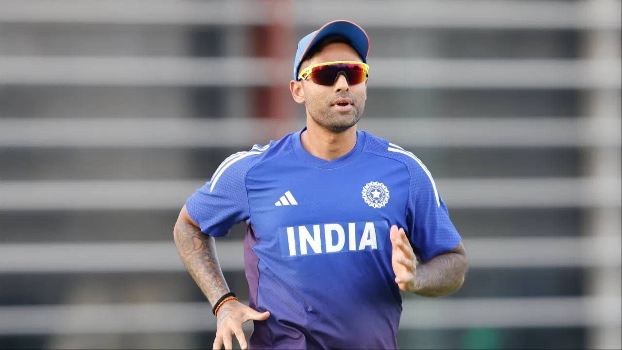 आशिया कप टुर्नामेंटमध्ये टीम इंडियाला तो एकमेव धोका श्रीलंकन संघाचा आहे. आशिया कप टुर्नामेंटमध्ये टीम इंडियाला आतापर्यंत 11 वेळा श्रीलंकन टीमनेच धक्का दिला आहे. म्हणजे हरवलं आहे.  (Photo: BCCI)