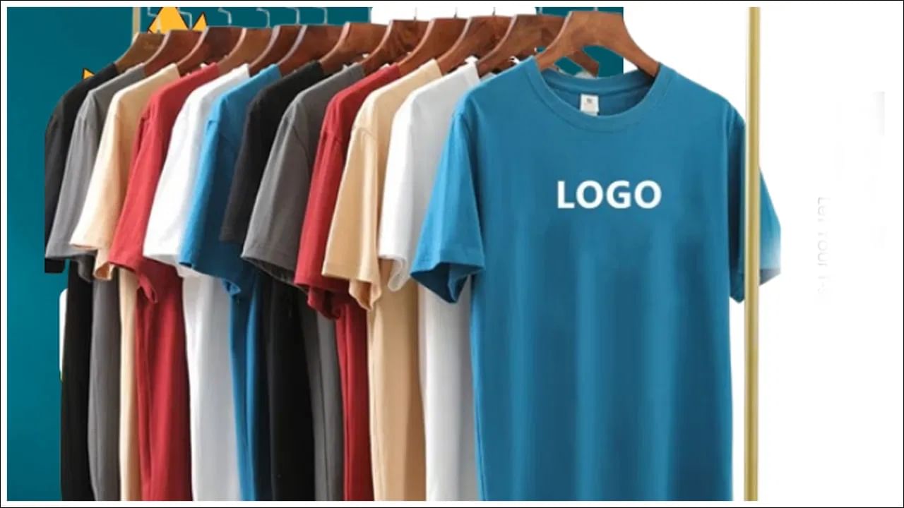 या कपड्यांना ट्रेनिंग शर्ट (Training Shirt) असे म्हटले जायचे. मात्र कालांतराने या ट्रेनिंग शर्टचा शॉर्ट फॉर्म म्हणून टी-शर्ट हे नाव रुढ झाले आणि आता जगभरात ते लोकप्रिय आहे.